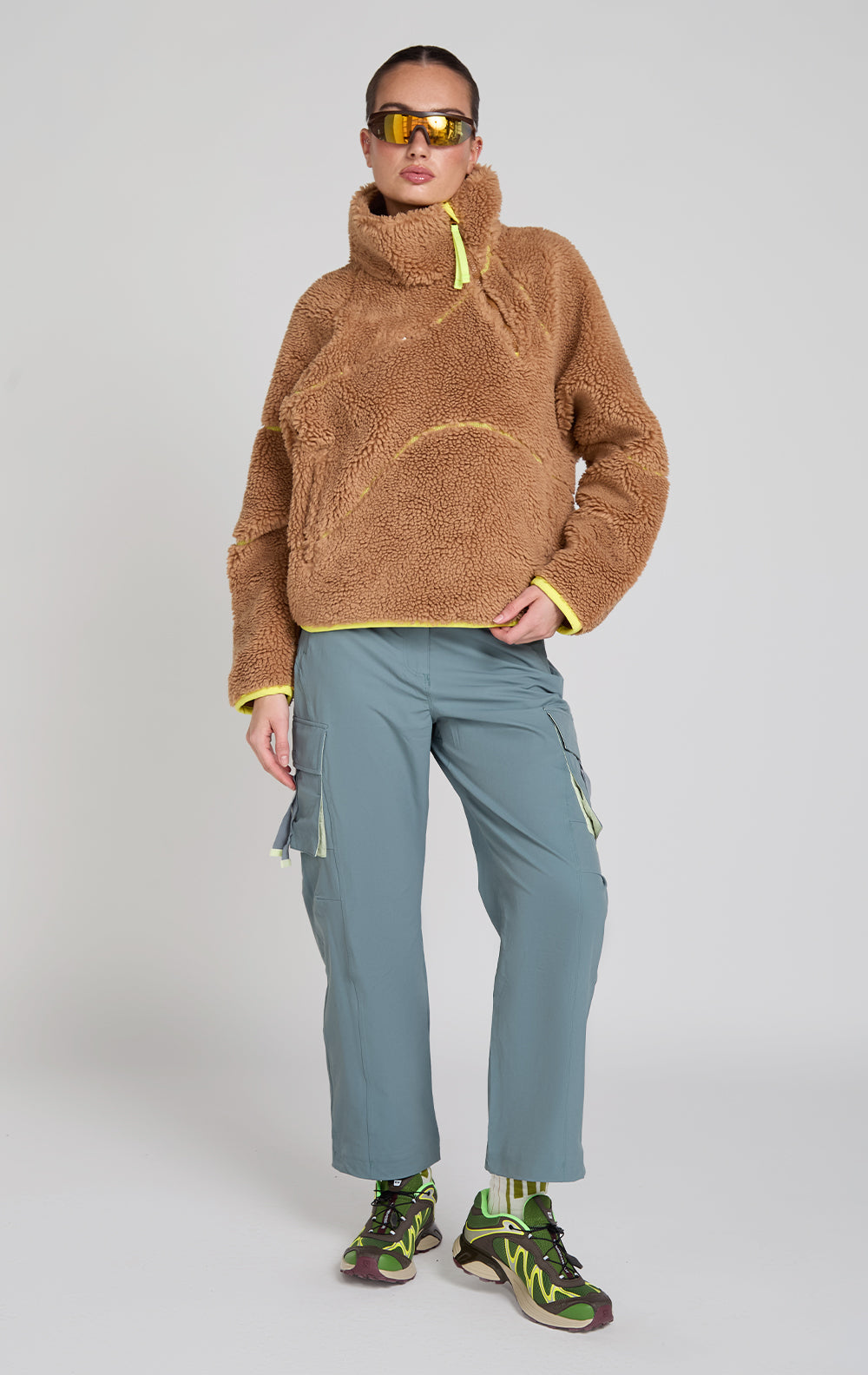 Look19_002