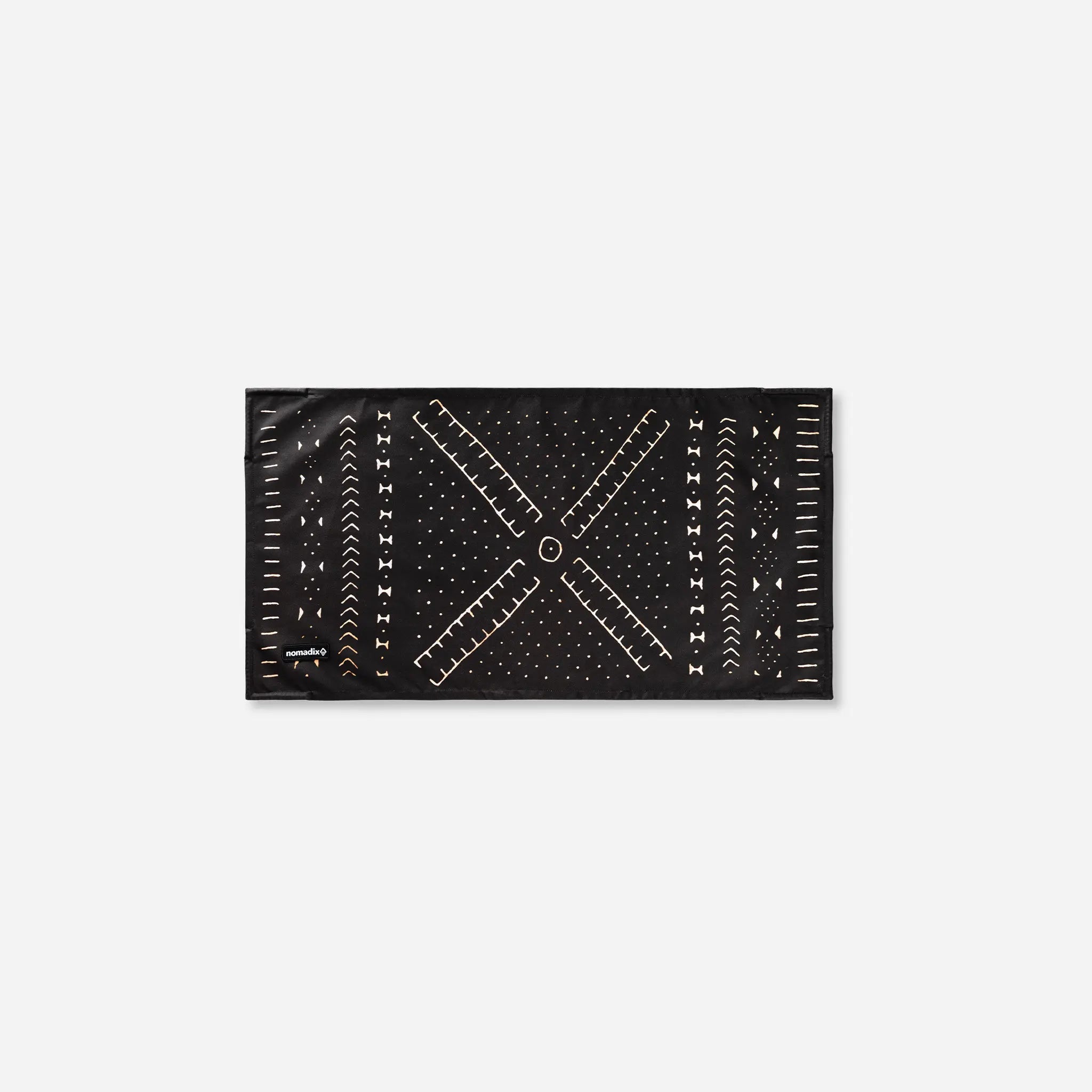 Shopify-Front-TM-AFRI-101_0849_HR_a9a05d0c-5390-4f74-885e-a30f45d761cf