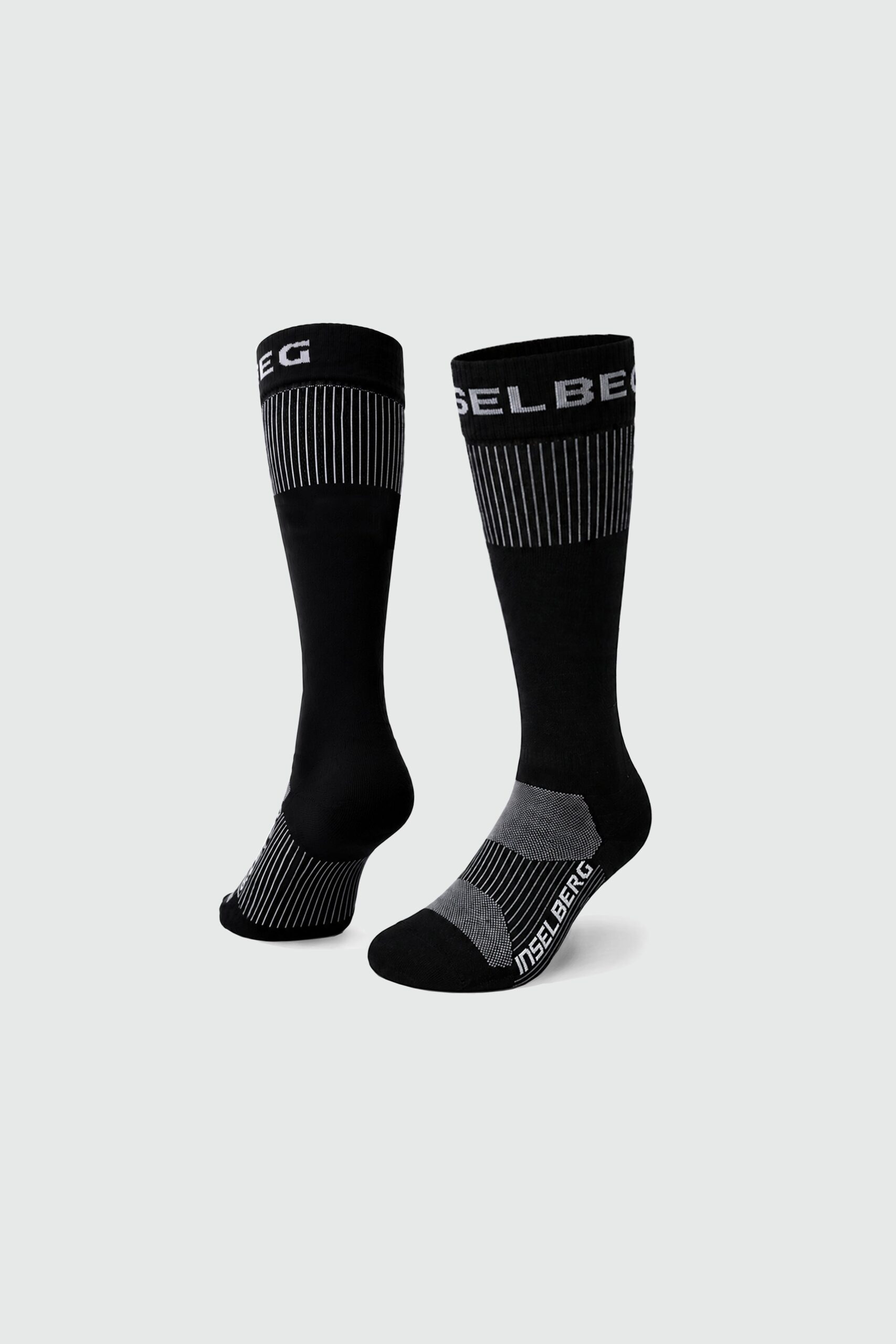 Ski0CSockAngle_Abyss