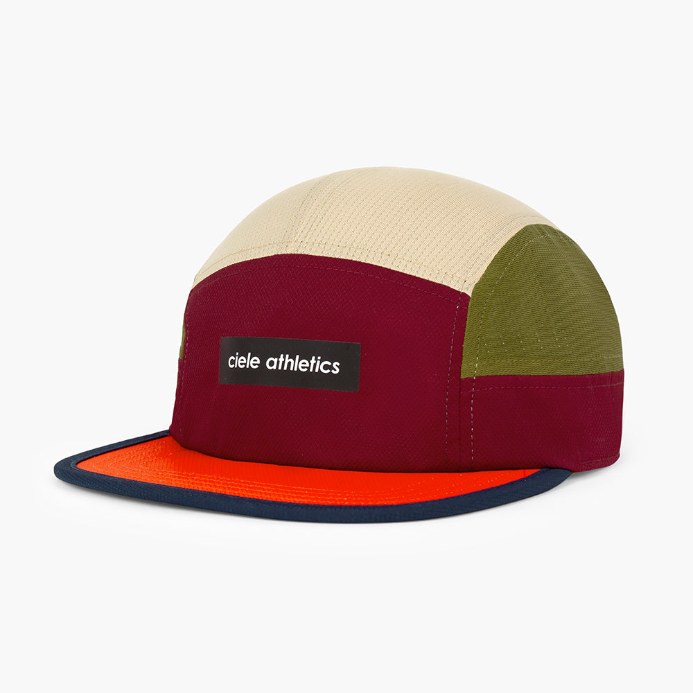 U-2-CA-0060-RD006_GOCap-Field-IconicBar-CrimsonRed-Terrain_D3_2025_FRNTL