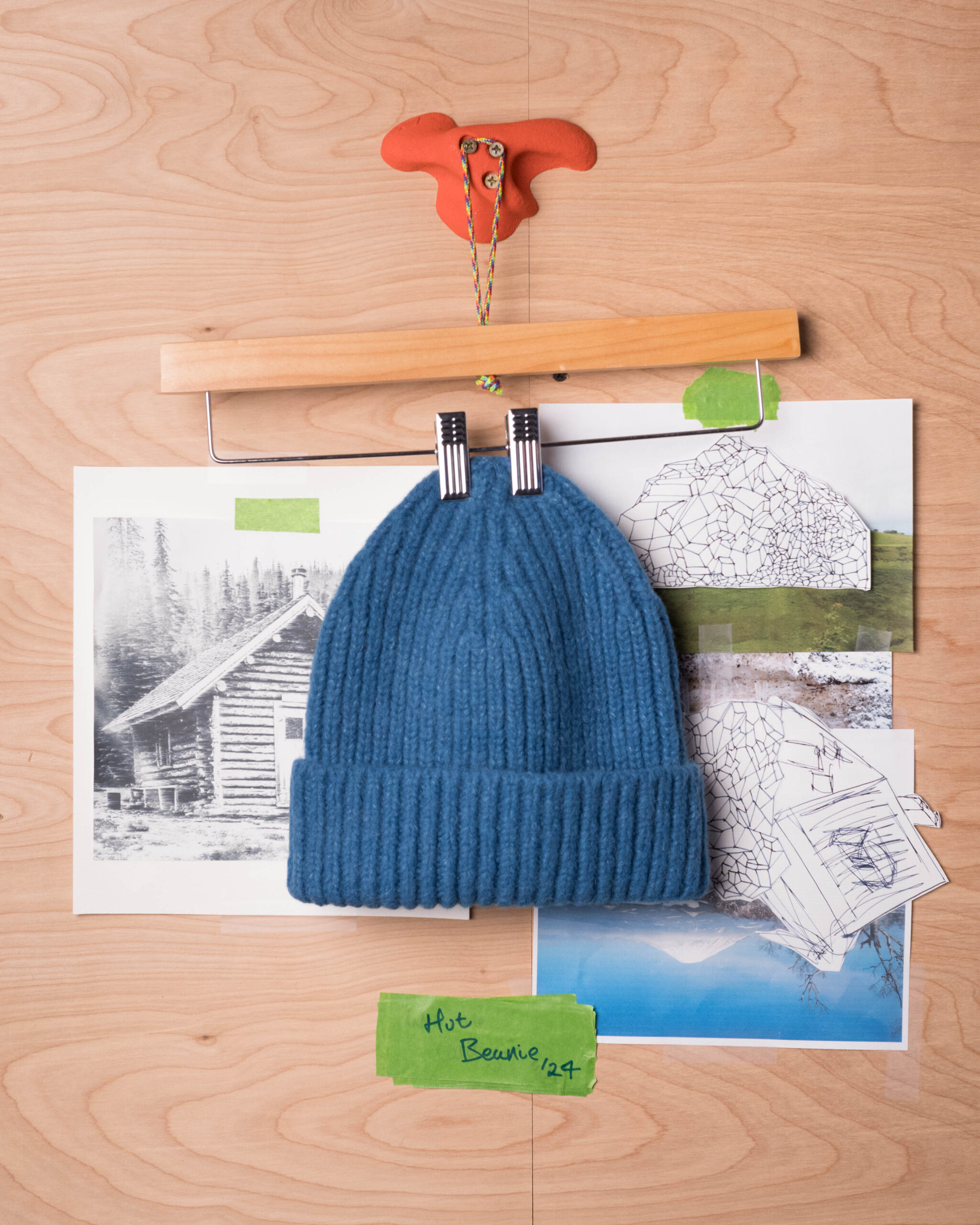 hutbeanieblue