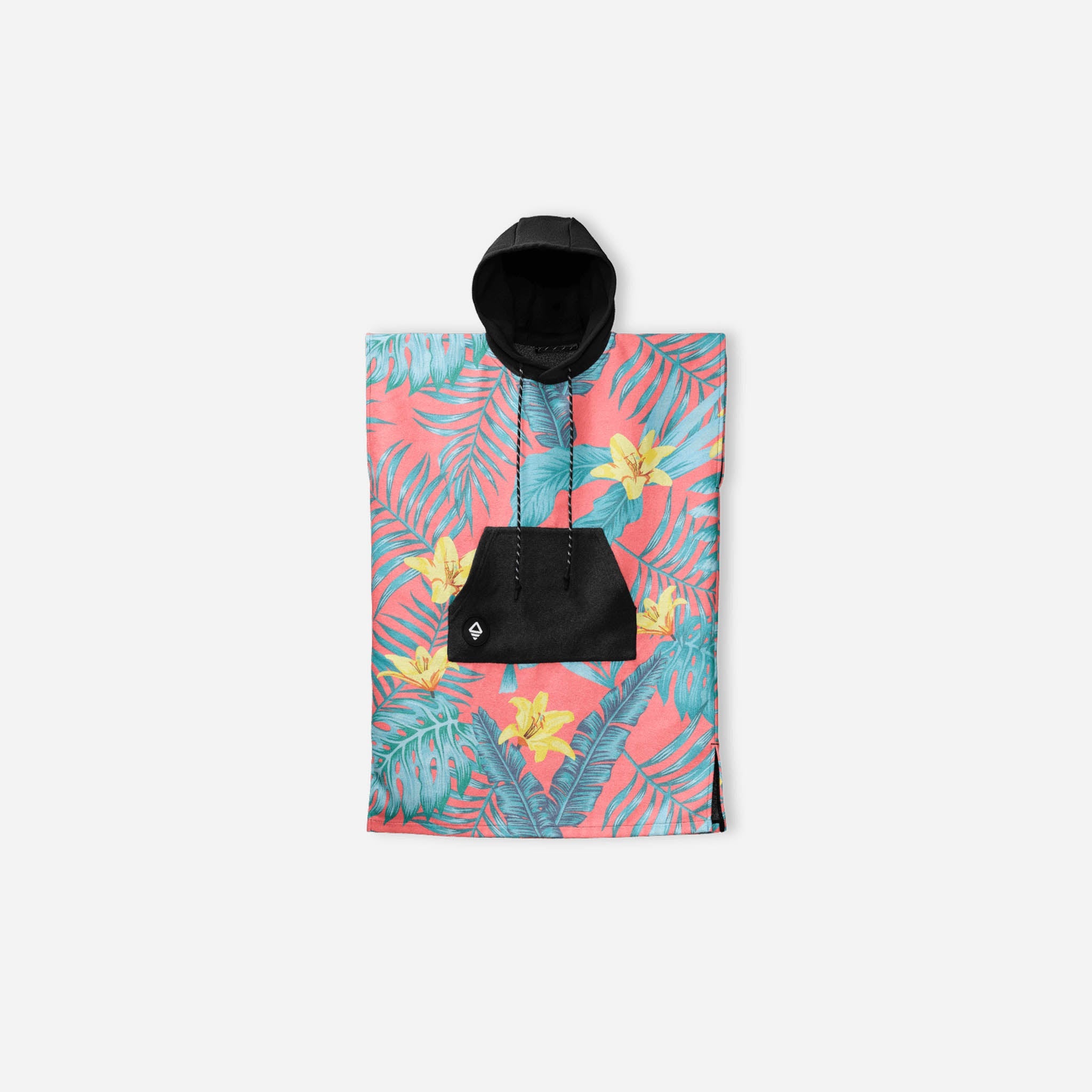 kids-changing-poncho-palms-coral-5092558